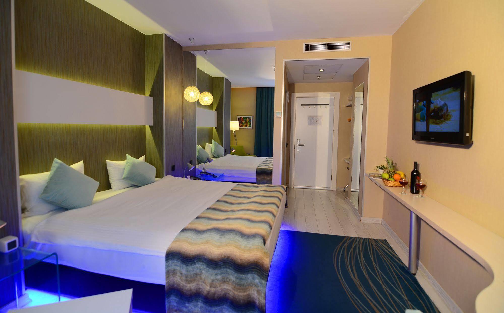 Tempo Hotel 4Levent Istanbul Exterior photo